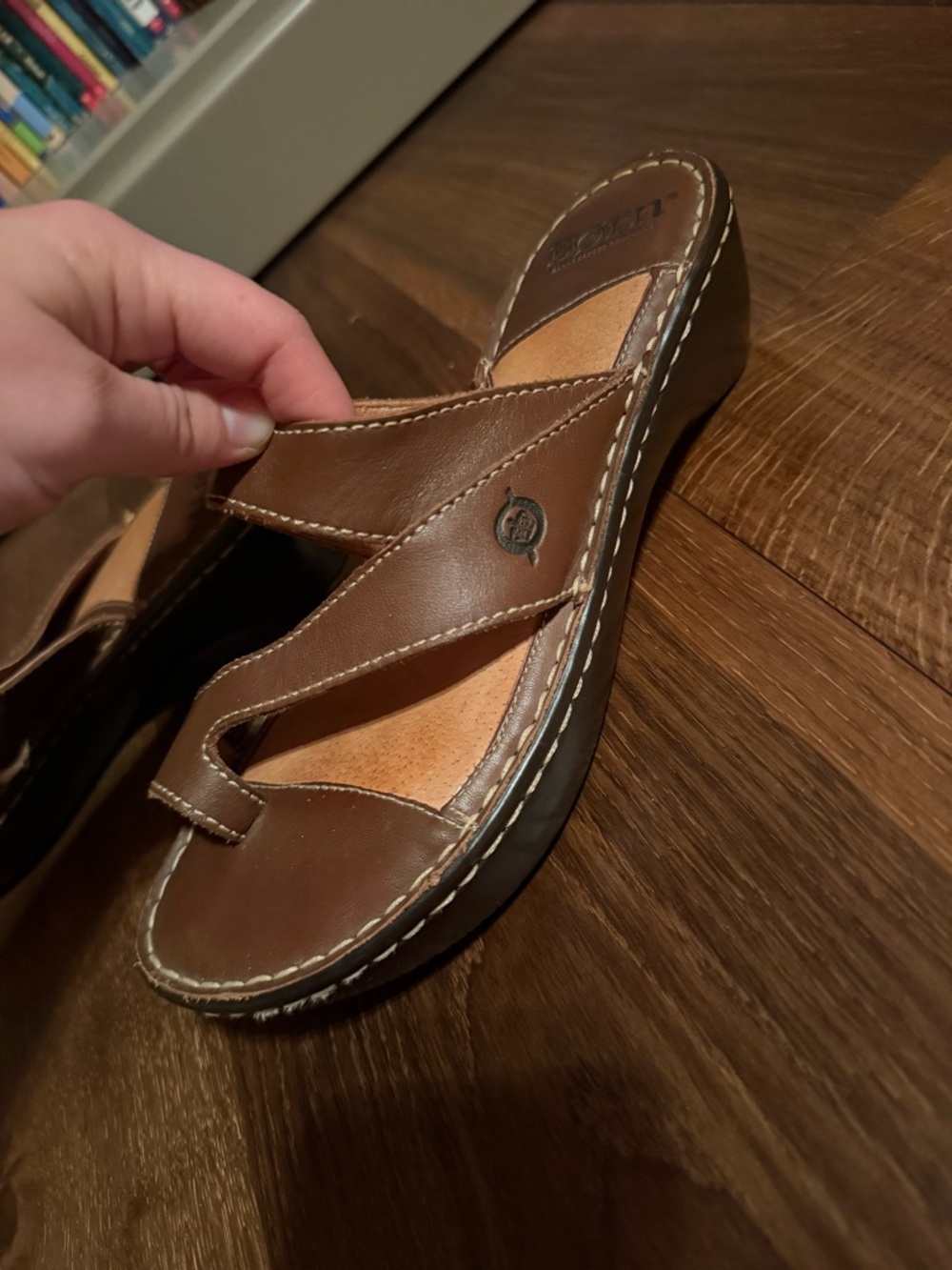 Women’s Brown Leather Slide Sandals with Stitch-Trim